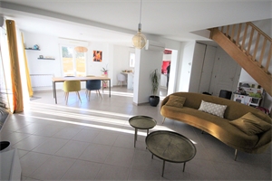 maison-villa à la vente -   60710  CHEVRIERES, surface 100 m2 vente maison-villa - APR741052